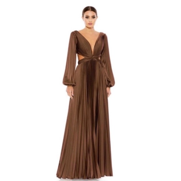 Mac Duggal Dresses & Skirts - NWT Mac Duggal 26737 Espresso Pleated Charmeuse Open Back Gown Size 10